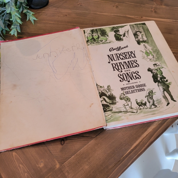 Nursery Rhymes And Songs Book 1974 Worn Vintage Classic - Picture 5 of 12